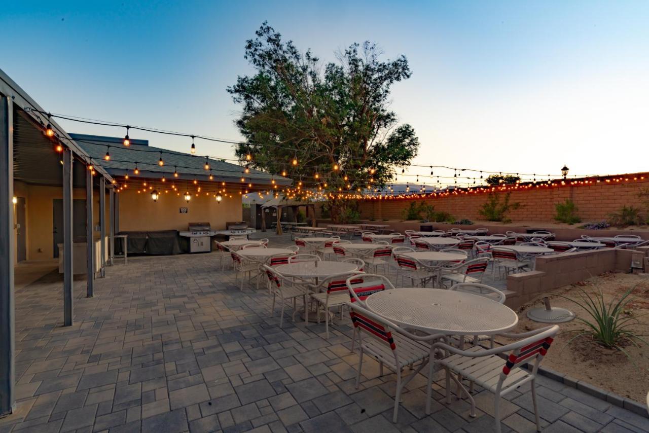 Indian Wells Rv Resort Indio Eksteriør billede