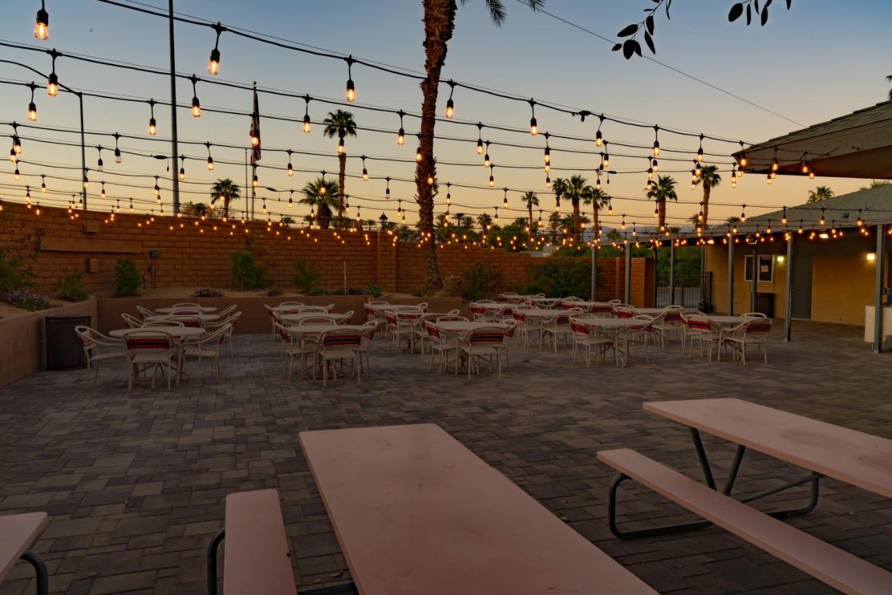 Indian Wells Rv Resort Indio Eksteriør billede